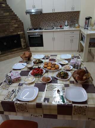 Хостелы Tatev Hotel and Tours Ереван-1